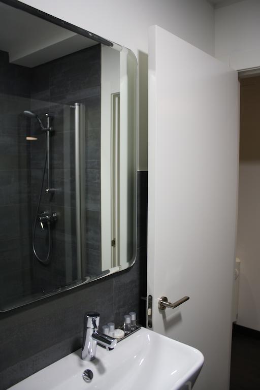 Los Balcones Del Arte Santander Room photo